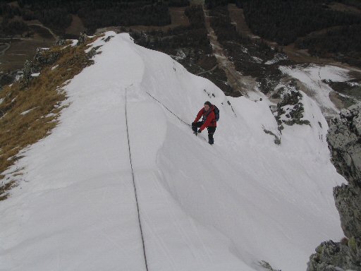 Aiguille Grive (39).jpg - Une corniche bien souffle.